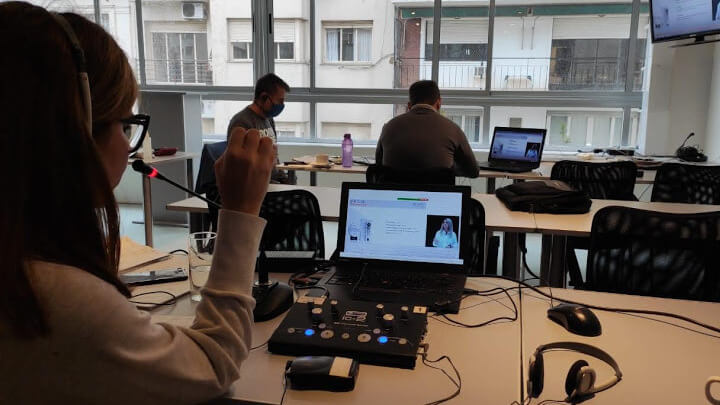 Verónica Tolosa, traductora pública e intérprete profesional